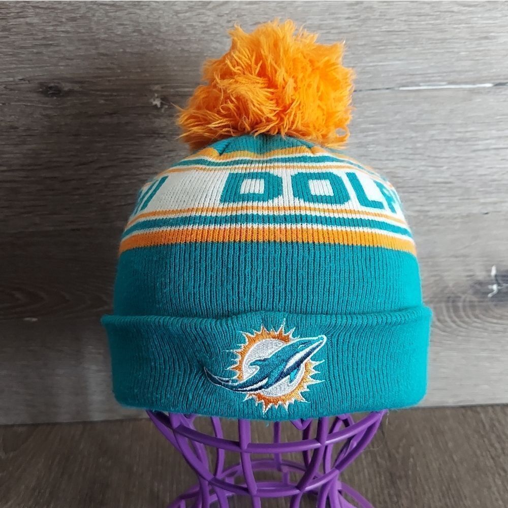 Youth New Era Aqua Miami Dolphins Cuffed Knit Hat with Pom
